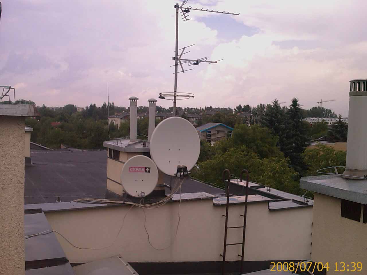 ZBIORCZA MULTISWICHOWA INSTALACJA ANTENOWA KOREKTA USTAWIENIA CZASZY I KĄTA  USTAWIENIA KONWERTERA W CELU  POPRAWY PARAMETRÓW ODBIORU N TV TELEWIZJA NOWEJ GENERACJI